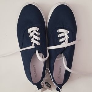 Dark blue brand new streetshoes from Old Navy
